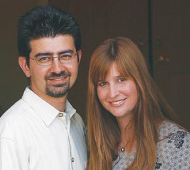 Pierre Omidyar và vợ Pamela Wesley.