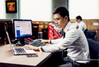 Thị trường bán lẻ trực tuyến Việt Nam: Hướng mốc 10 tỷ USD vào năm 2020