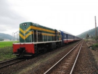 Đường sắt Hà Nội muốn mua hàng trăm toa tàu cũ từ Trung Quốc