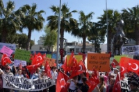 Biều tình chống người di cư nổ ra ở Hy Lạp và Thổ Nhĩ Kỳ