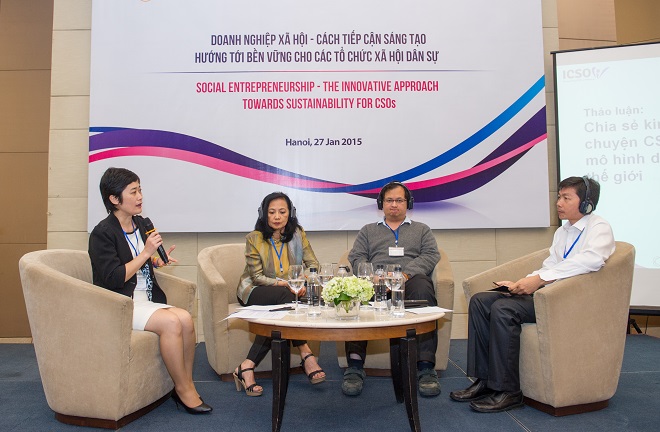 Bà Phạm Kiều Oanh (trái) cho biết số lượng các startup chọn hướng đi khởi nghiệp xã hội ngày càng tăng lên nhưng vẫn cần thêm định hướng, nuôi dưỡng phong trào từ cộng đồng, các tổ chức đồng hành. 