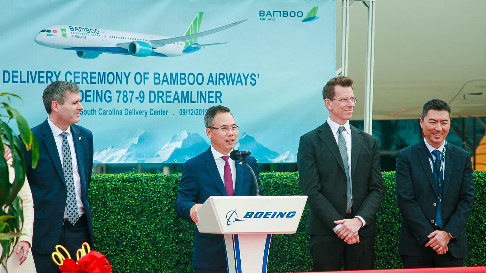 Phó Chủ tịchp/Bamboo Airways Đặng Tất Thắng phát biểu trong khuôn khổ sự kiện Bamboo Airways tiếp nhận bàn giao máy bay Boeing 787-9 Dreamliner đầu tiên tại Mỹ