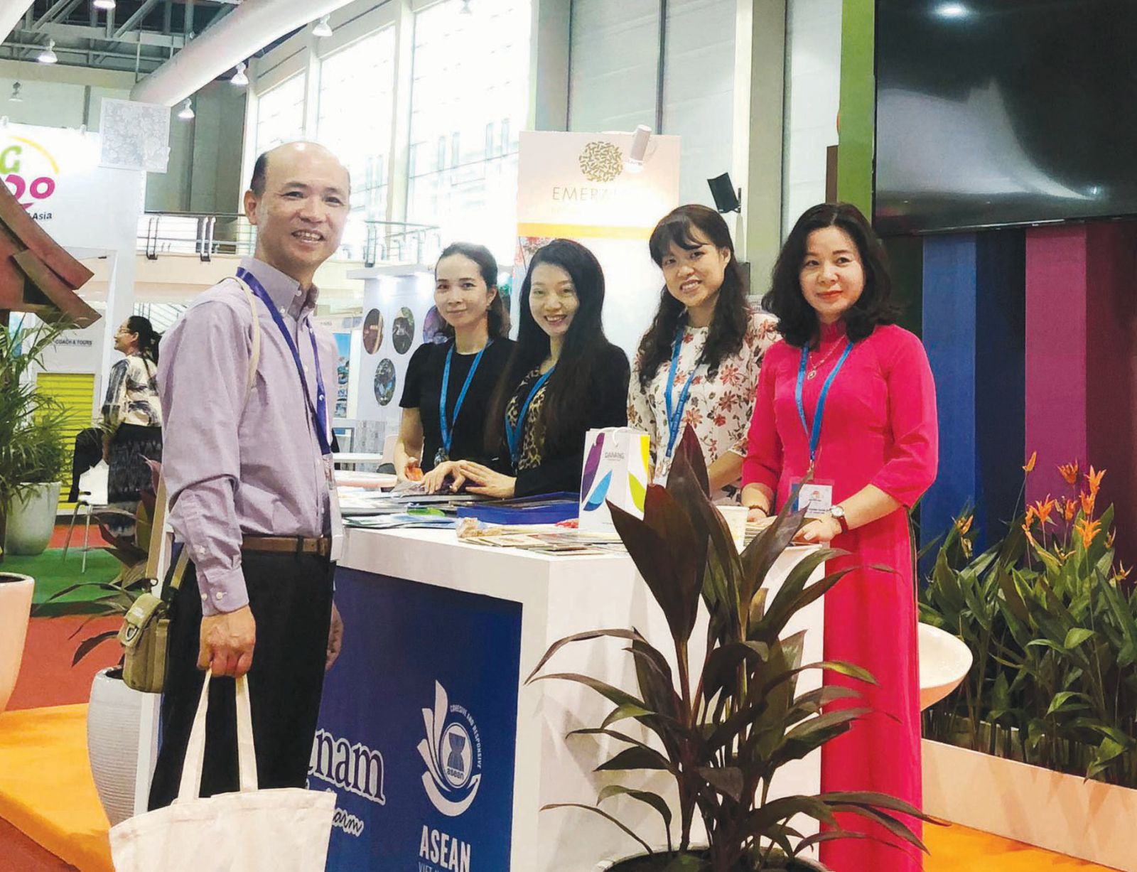 Hội chợ Du lịch TRAVEX 2020 (Brunei) thu hút các gian hàng đến từ 43 quốc gia và vùng lãnh thổ gặp gỡ trao đổi nhằm tăng cường thu hút khách đến các nước thành viên ASEAN