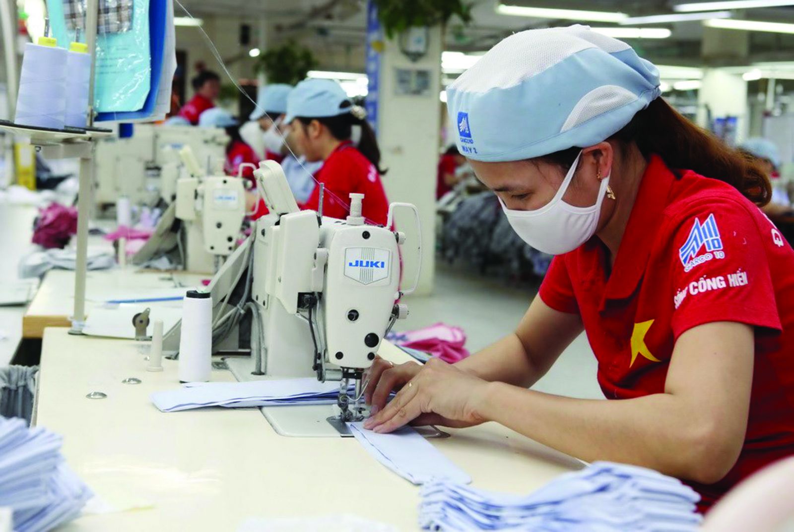 p/EVFTA hứa hẹn sẽ là động cơ thúc đẩy các doanh nghiệp may mặc Việt Nam trong những năm tới. Ảnh: Trần Việt