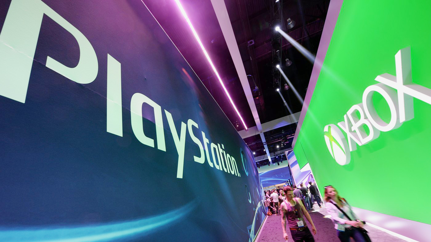  Microsoft sẽ ra mắt dịch vụ chơi game trên nền tảng đám mây Xbox đầu tiên để cạnh tranh với Sony. Ảnh: Getty Images