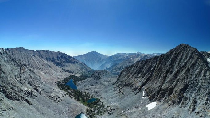 Dãy núi Sierra Nevada, nơi quá trình địa chất diễn ra sôi động ngoài sức tưởng tượng - (Ảnh: MIT).