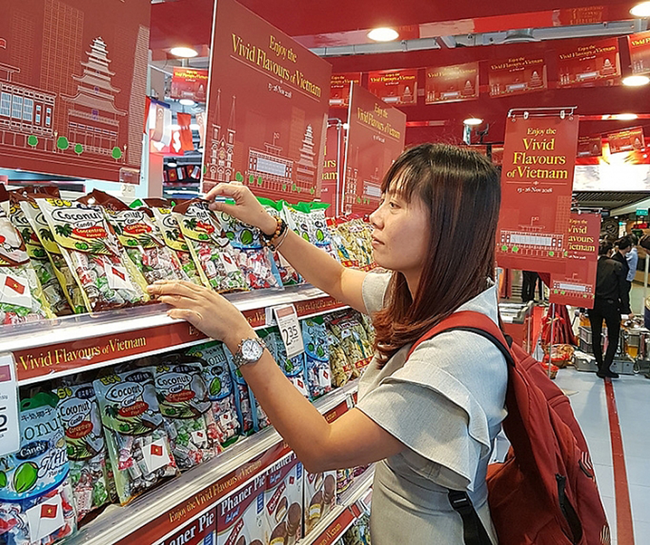  Hàng Việt được bày bán tại siêu thị ở Singapore