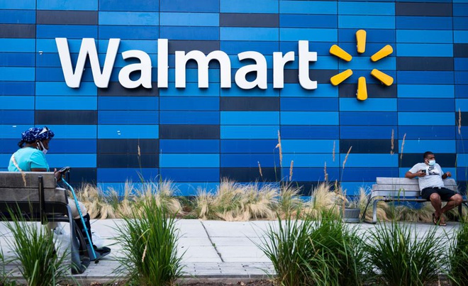 Gia tộc Walton và một số cựu giám đốc điều hành khác của Walmart đã đầu tư vào thiết bị xét nghiệm COVID-19 tại nhà của NowDiagnostics. Ảnh: Getty Images.