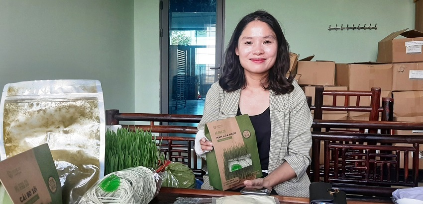 Từ những khó khăn, chị Đặng Thị Tâm đã vượt qua tất cả, đưa sản phẩm mầm lúa mạch vươn ra biển lớn.