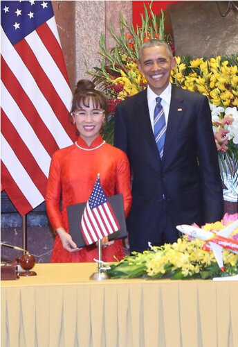 Bà Nguyễn Thị Phương Thảo và Cựu Tổng thống Hoa Kỳ Barack Obama