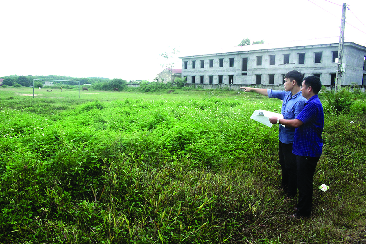 Lô đất ở xã Liên Hoa, huyện Phù Ninh, Phú Thọ được một số cán bộ lập “khống” giấy tờ, mua đi bán lại nhiều lần.