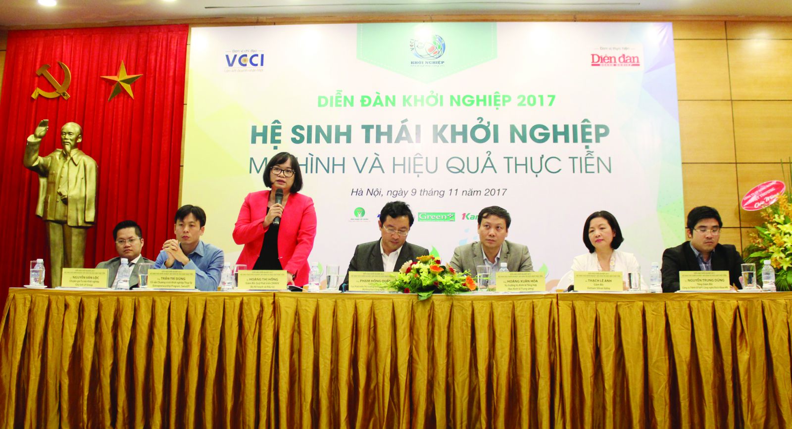 Bà Hoàng Thị Hồng, Chủ tịch HĐTV Quỹ phát triển doanh nghiệp nhỏ và vừa tham dự Diễn đàn Khởi nghiệp.