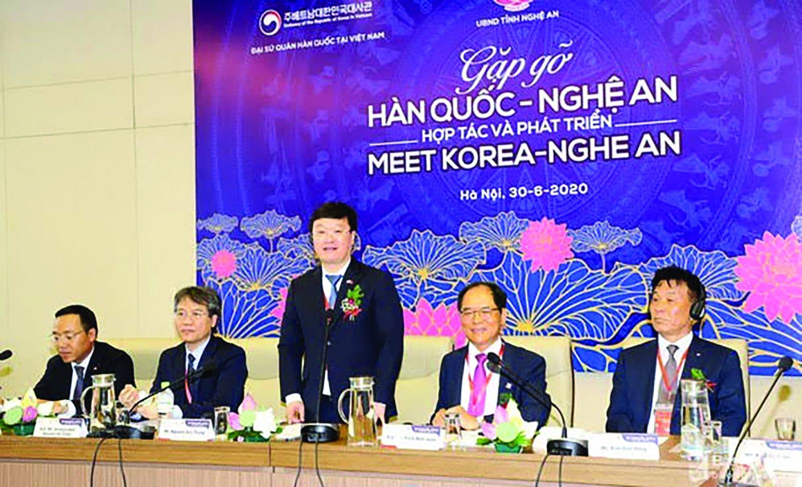  Vừa qua tỉnh Nghệ An tổ chức Hội nghị gặp gỡ Hàn Quốc - Nghệ An tại Hà Nội nhằm tăng cường hợp tác, quảng bá. (Ảnh Phạm Bằng)