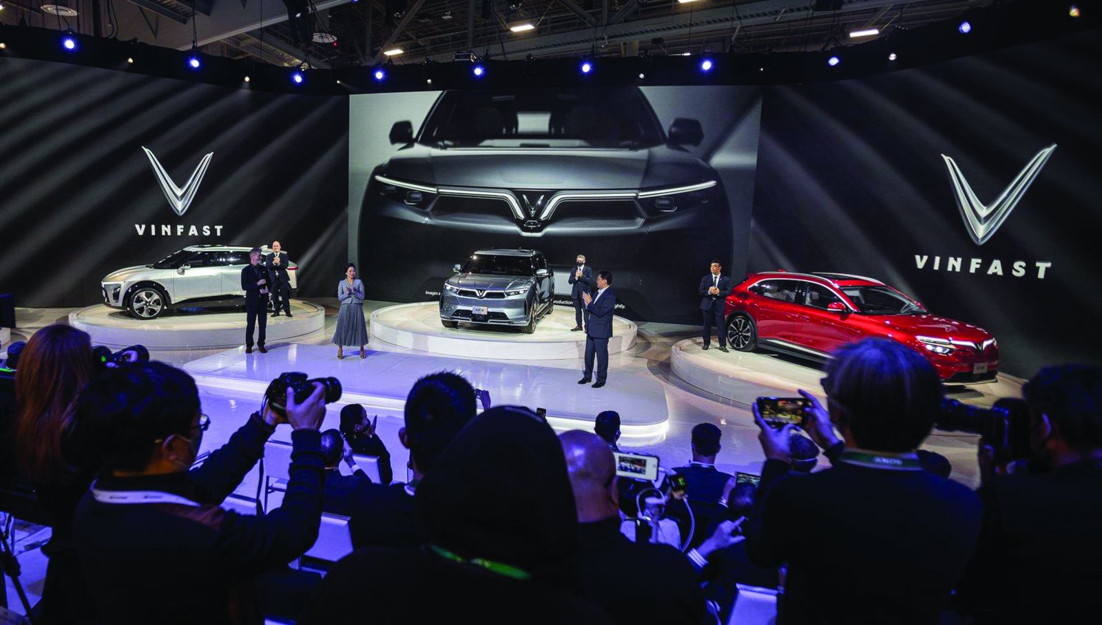Mẫu xe điện của VinFast thu hút sự quan tâm tại triển lãm CES 2022.