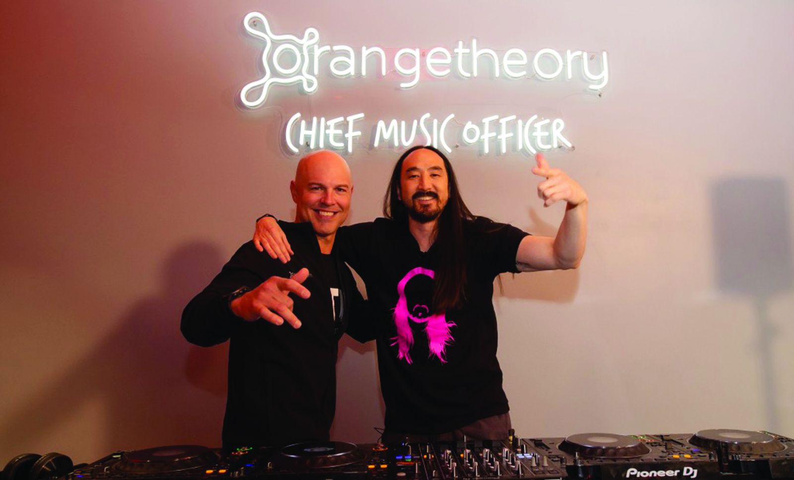 p/Thương hiệu fitness Orangetheory bổ nhiệm DJ nổi tiếng Steve Aoki làm giám đốc âm nhạc. Ảnh: AP