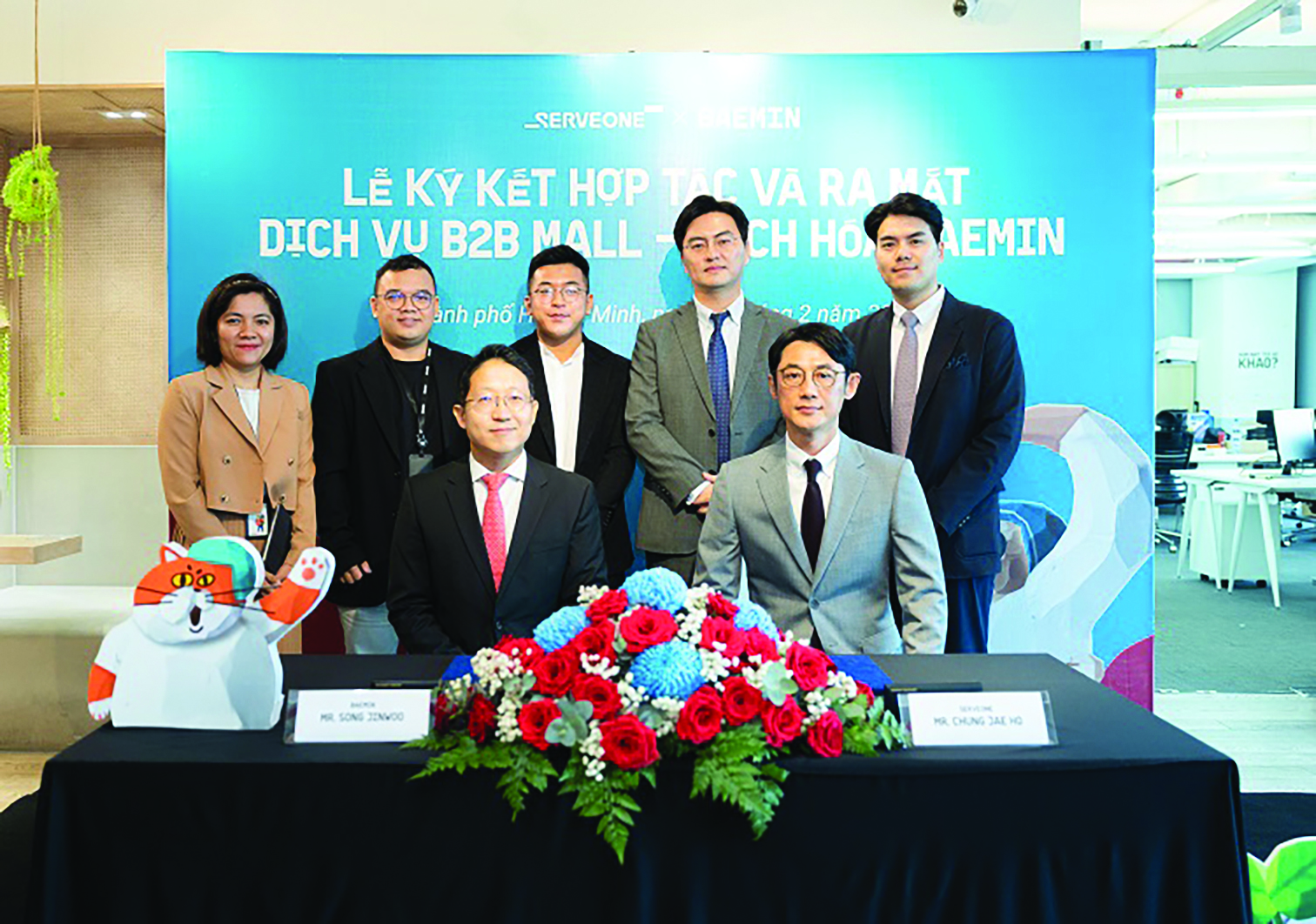  Baemin ký kết thỏa thuận hợp tác cùng công ty Servone Việt Nam cho ra mắt “Bách hóa Baemin” cung cấp các sản phẩm bao bì thân thiện môi trường. Ảnh: Baemin
