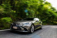 Lexus: đầu tư bền vững vàop/xe điện hóa hạng sang
