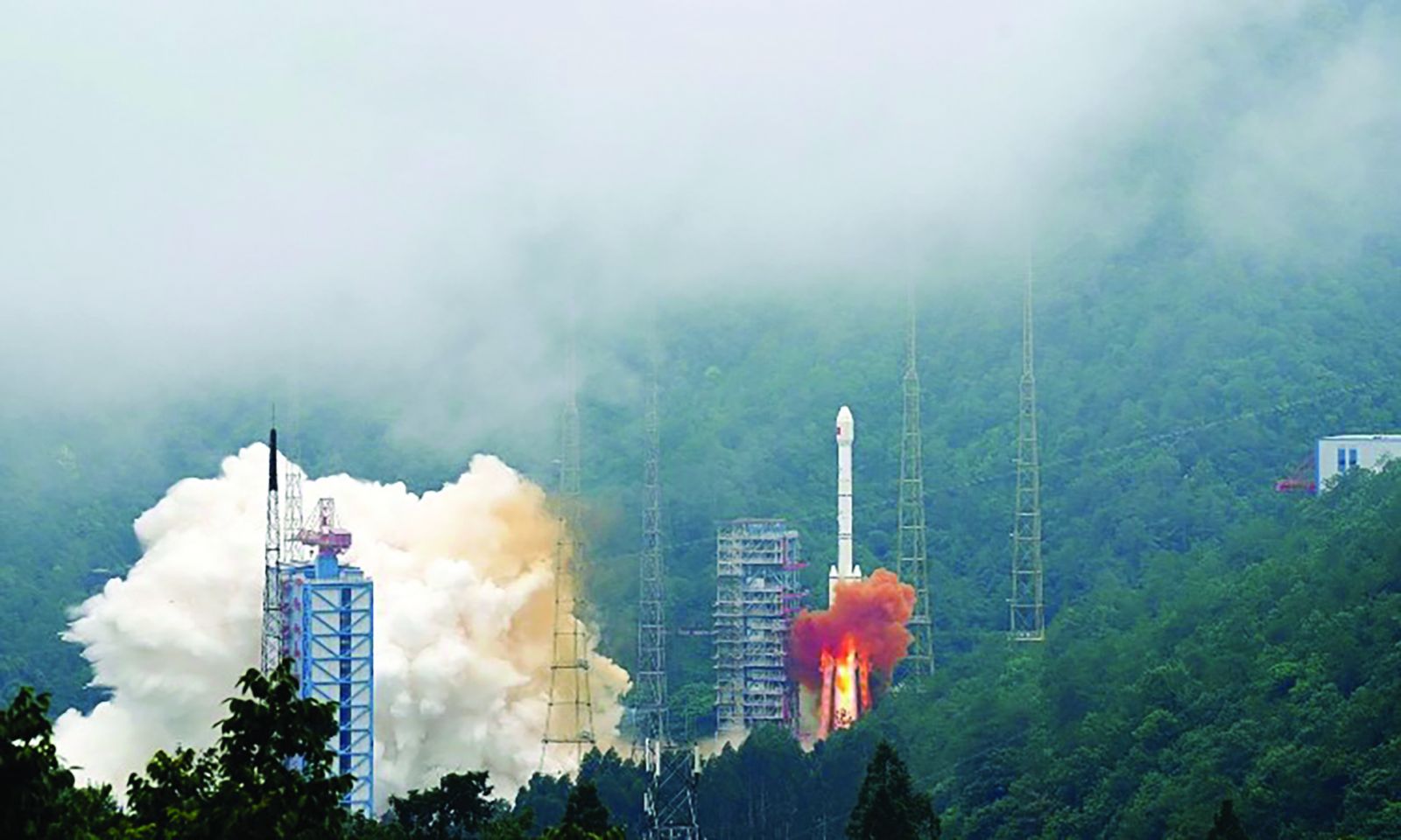 p/Vệ tinh thuộc Hệ thống Bắc Đẩu 3 (một phần của “Con đường Tơ lụa Kỹ thuật số”) được phóng thành công tại Trung tâm phóng vệ tinh Tây Xương, tỉnh Tứ Xuyên, Trung Quốc. Nguồn: THX