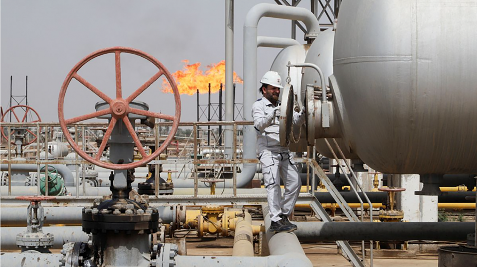OPEC+ sẽ có thể áp dụng bổ sung các biện pháp cắt giảm sản lượng