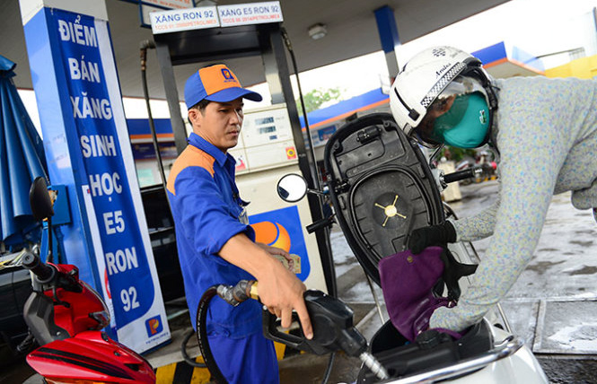 Giá xăng giữ ổn định, tăng nhẹ giá dầu