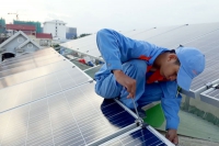 Hết ưu đãi giá mua, dòng vốn ngoại vẫn “đổ” vào điện mặt trời