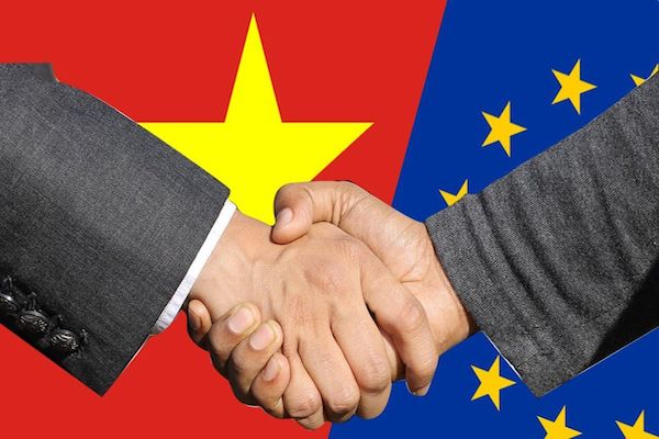 EVFTA sẽ có hiệu lực vào ngày 1/8 năm nay nếu Quốc hội Việt Nam bỏ phiếu phê chuẩn trong tháng 5 tới. (Nguồn: Printest)