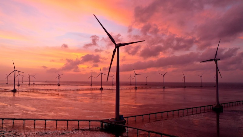 Ngân hàng thế giới (WB) đánh giá Việt Nam có tiềm năng lên tới 475 GW điện gió ngoài khơi tại vùng biển từ bờ ra đến 200 km.
