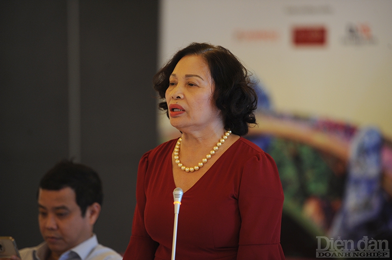 Bà Đỗ Hồng Xoan – Chủ tịch Hiệp hội khách sạn Việt Nam phát biểu về Xu hướng chuyển đổi số trong quản lý khách sạn – Giải pháp cho giai đoạn phục hồi.