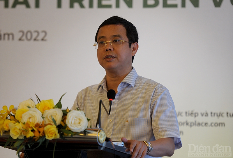 Ông Nguyễn Lê Phúc - Phó Tổng Cục trưởng Tổng Cục Du lịch phát biểu về Chuyển đổi số đẩy mạnh quá trình phục hồi của du lịch Việt Nam.