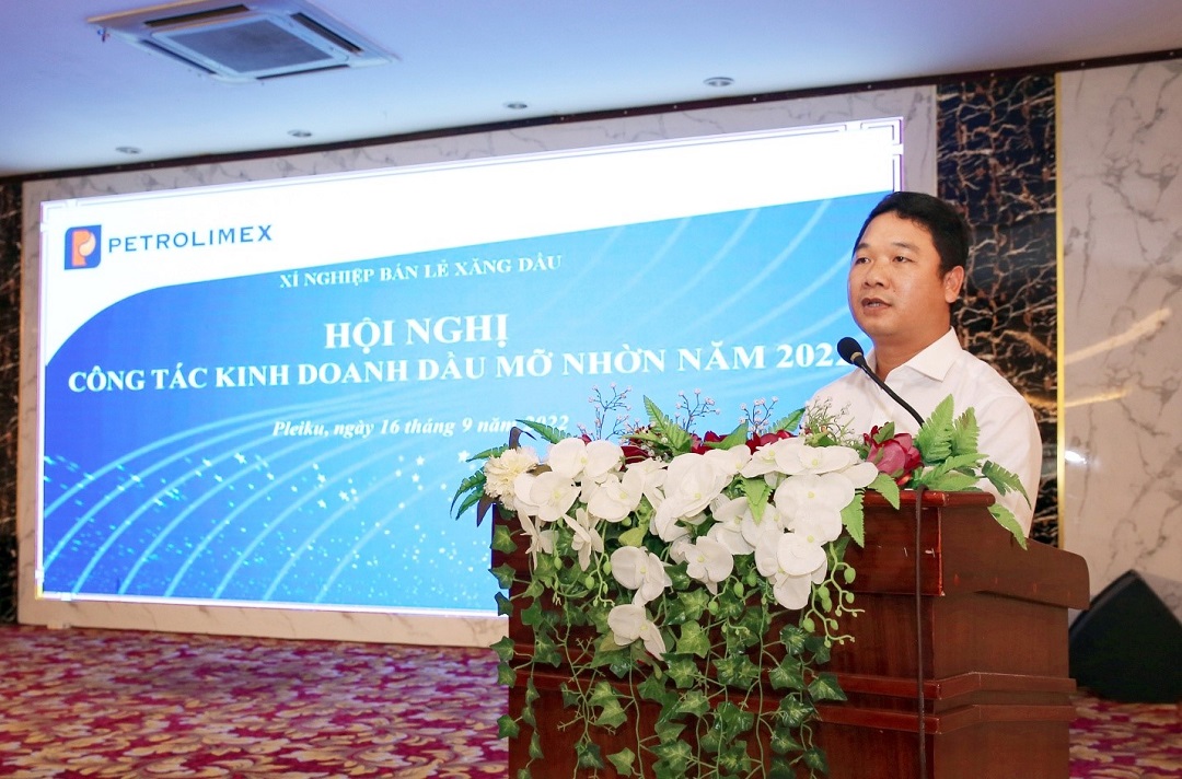 Ông Nguyễn Đức Long - Phó tổng giám đốc PLC bày tỏ sự vui mừng trước sự thành công của sự hợp tác giữa 2 đơn vị