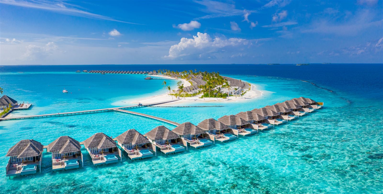 Maldives rộng cửa đón du khách toàn thế giới với chính sách visa vô cùng thông thoáng. Ảnh: Shutterstock