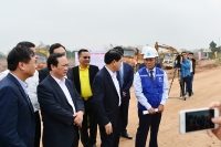 Chủ tịch Hà Nội Nguyễn Đức Chung kiểm tra tiến độ dự án nhà máy nước mặt sông Đuống
