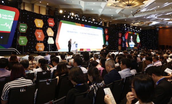 Hội nghị Toàn quốc về phát triển bền vững do VCCI, VBCSD cùng Ngân hàng Thế giới (WB) tổ chức.