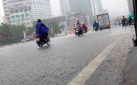 Dự báo thời tiết 31/7: Hà Nội tiếp tục mưa, ngoại thành ngập lụt kéo dài