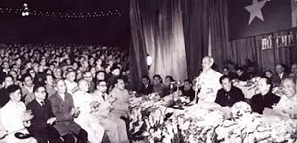 Ngày 5/1/1960, tại Thủ đô Hà Nội, Chủ tịch Hồ Chí Minh đã phát biểu tại Lễ kỷ niệm 30 năm thành lập Đảng Cộng sản Việt Nam (3/2/1930 - 3/2/1960). Ảnh: Tư liệu