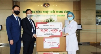 Central Retail đóng góp 70.000 khẩu trang y tế, 9.000 kính chống giọt bắn chống dịch COVID-19