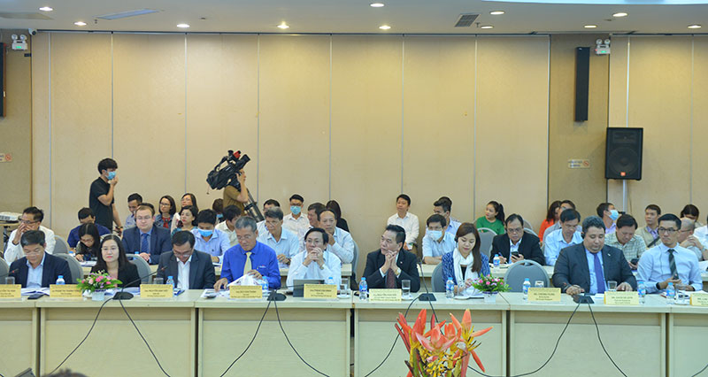 Các vị khách mời tham dự Diễn đàn Nghị quyết 55-NQ/TW và các giải pháp phát triển năng lượng tái tạo Việt Nam