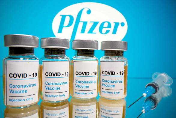 Những liều đầu tiên của vắc xin Pfizer/BioNTech đã được phân phối tới toàn bộ 50 bang của Mỹ, thủ đô Washington và lãnh thổ Puerto Rico.