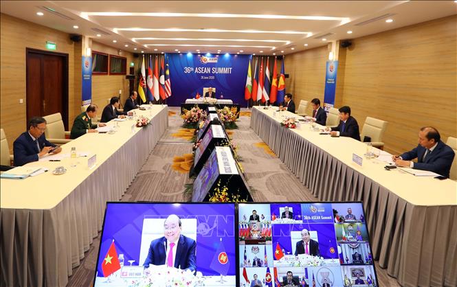 Thủ tướng Nguyễn Xuân Phúc, Chủ tịch ASEAN 2020 phát biểu tại Hội nghị Cấp cao ASEAN lần thứ 36. Ảnh: Thống Nhất/TTXVN.