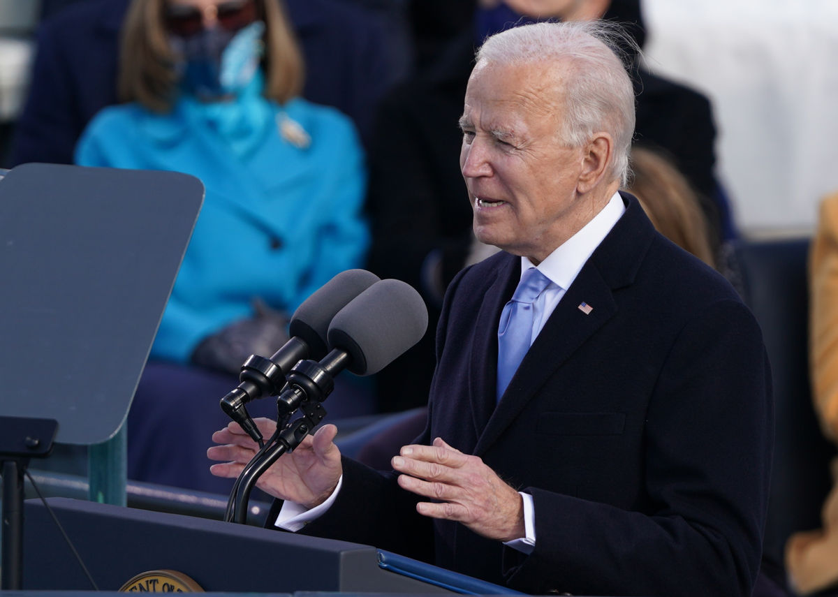 Tổng thống Joe Biden phát biểu nhậm chức bên ngoài toà nhà Quốc hội ngày 20-1. Ảnh: REUTERS