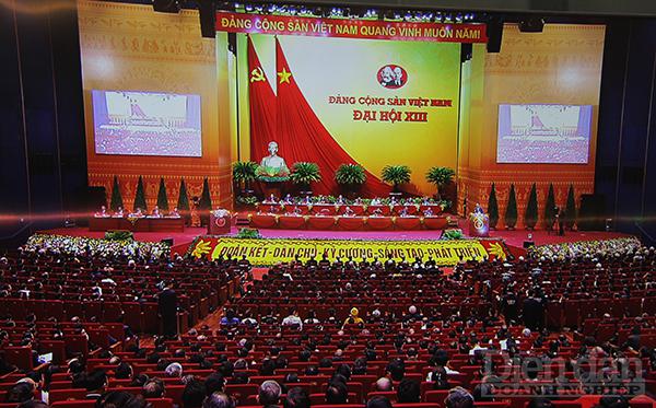 Quang cảnh phiên khai mạc Đại hội XIII của Đảng