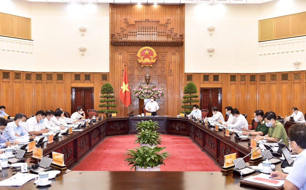 Thủ tướng Phạm Minh Chính chủ trì cuộc họp của Thường trực Chính phủ về công tác phòng, chống dịch COVID-19