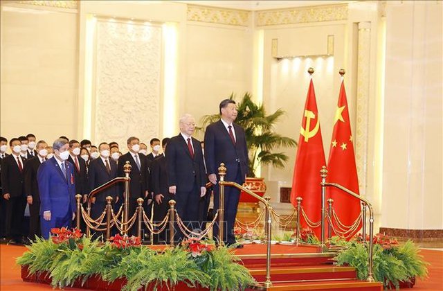 Lễ đón chính thức Tổng Bí thư Nguyễn Phú Trọng và Đoàn đại biểu cấp cao Việt Nam được tổ chức trọng thể tại Đại lễ đường Nhân dân ở thủ đô Bắc Kinh theo nghi thức cao nhất dành cho nguyên thủ quốc gia.