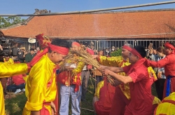 Lễ hội chùa Keo “trở lại” sau hai năm đại dịch