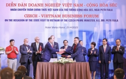 Vietjet ký thoả thuận hợp tác cùng trường bay F Air trước sự chứng kiến của Thủ tướng hai nước Việt Nam – Séc