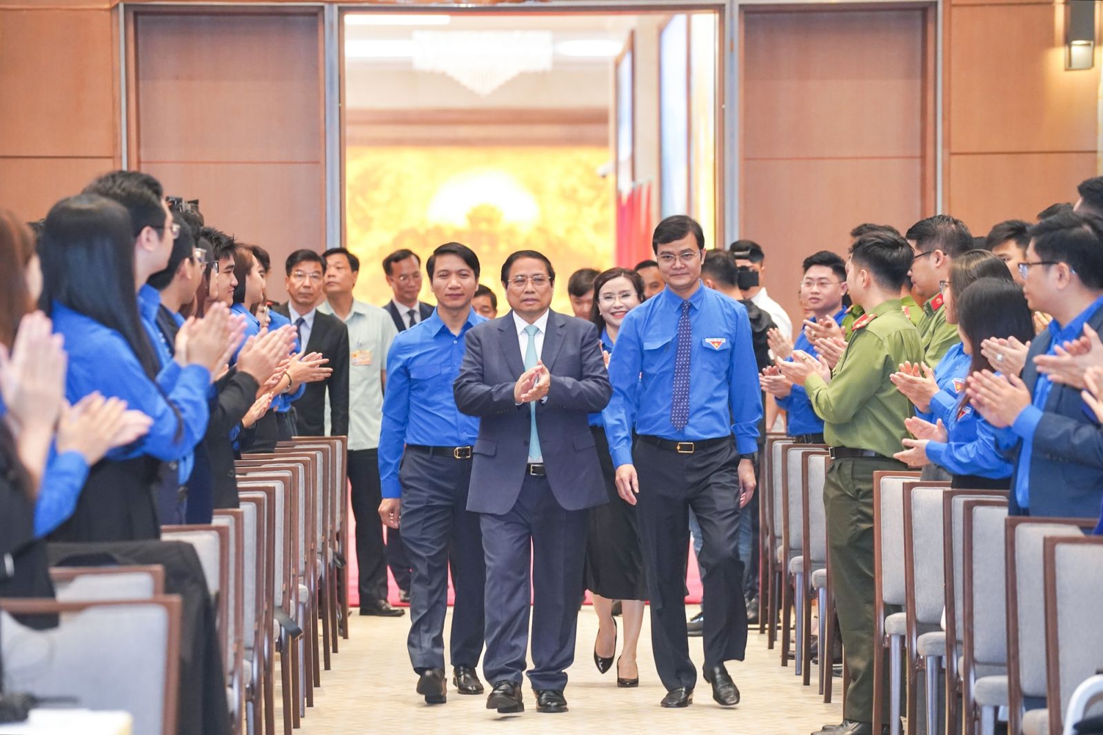 Thủ tướng Chính phủ Phạm Minh Chính gặp mặt và đối thoại với thanh niên nhân dịp kỷ niệm 93 năm Ngày thành lập Đoàn Thanh niên Cộng sản Hồ Chí Minh.