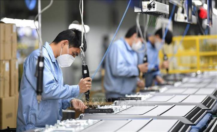 Nhiều công ty nước ngoài đã tính đến việc chuyển nhà máy sản xuất sang Việt Nam sau dịch Covid-19