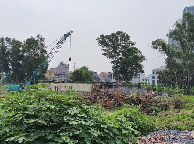 Tại Hà Nội, dự án NƠXH Trung Văn (quận Nam Từ Liêm) do NHS làm chủ đầu tư mới là bãi đất trống nhưng 
