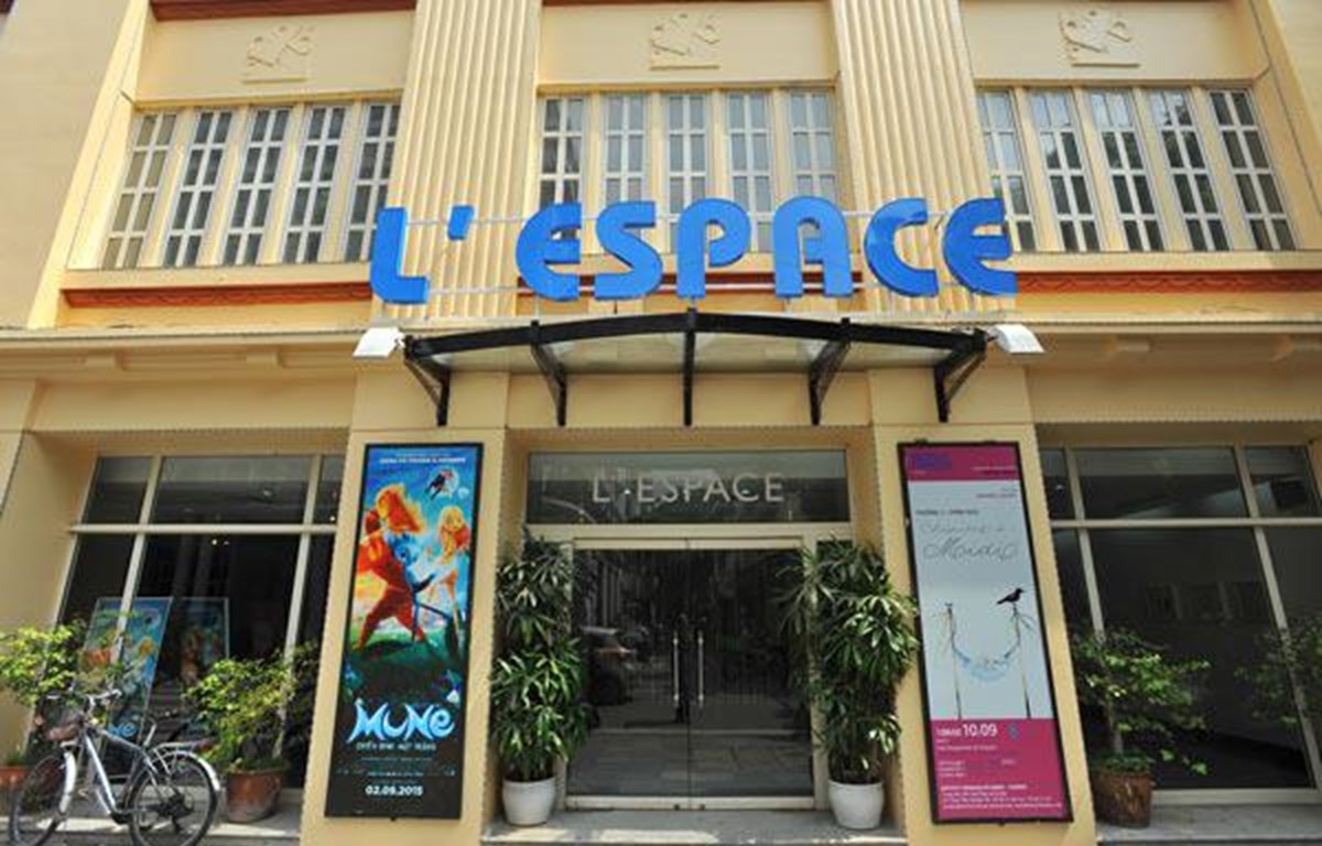 L'Espace là một không gian văn hóa được cải tạo từ nhà in của báo Nhân Dân ngày xưa. (Ảnh: Viện Pháp tại Hà Nội)