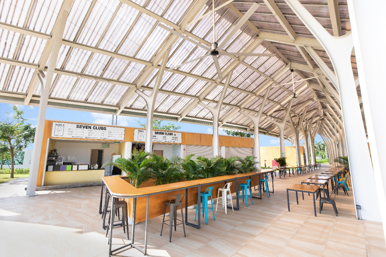 OneHub Saigon quy hoạch khu vực tiện ích dành cho nhân viên ăn uống nghỉ ngơi – nơi mọi người có thể giao lưu,p/chuyện trò và tăng tính kết nối giữa các công ty với nhau.